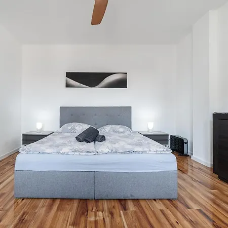 No10 ,cozy In Lägenhet Bratislava